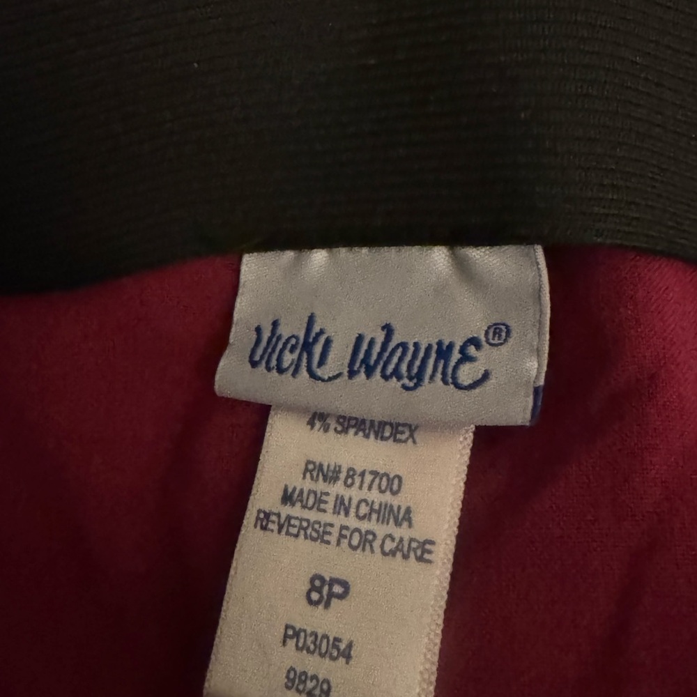 Vicky Wayne  Elegant Pink Women's Skirt - Picture 3 of 11